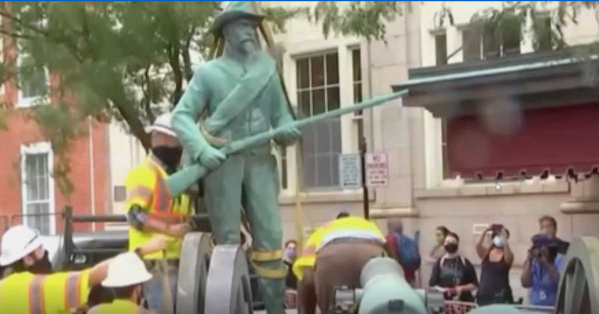 Charlottesville removes Confederate statue near rally site