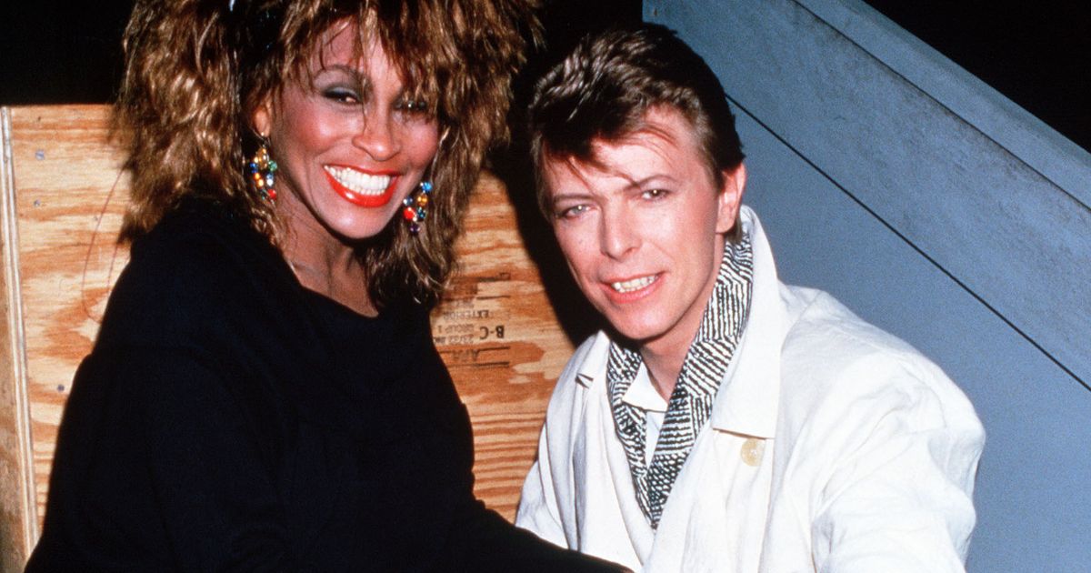 David Bowie seduced Tina Turner by going naked and wearing one of her wigs