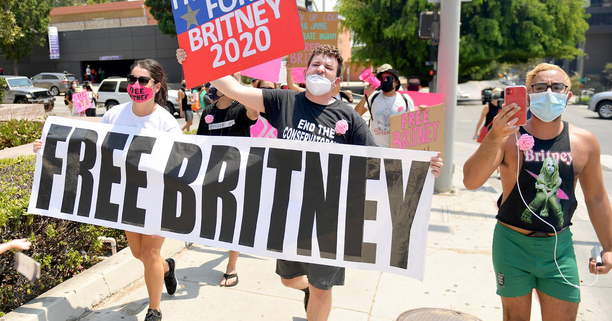 Britney Spears gives shout-out to fans in conservatorship case