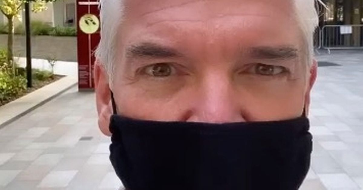 Phillip Schofield fuels boyfriend rumours on his first lunch date since lockdown