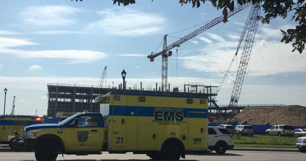 2 cranes collide in Austin, Texas, injuring 22