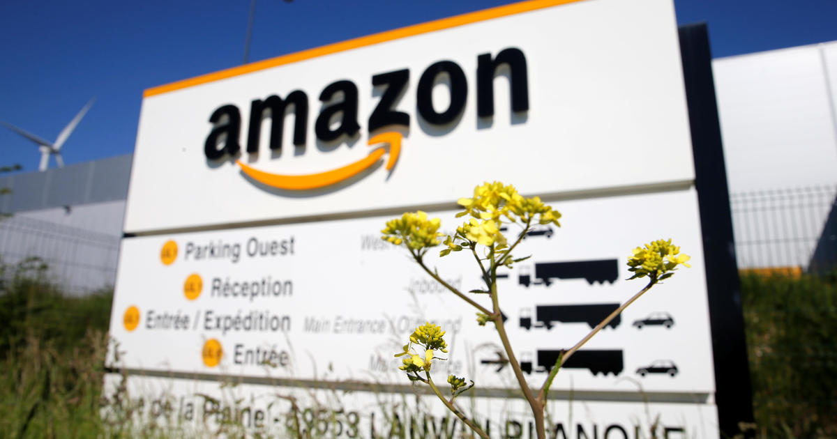 Feds charge 6 people with bribing Amazon employees