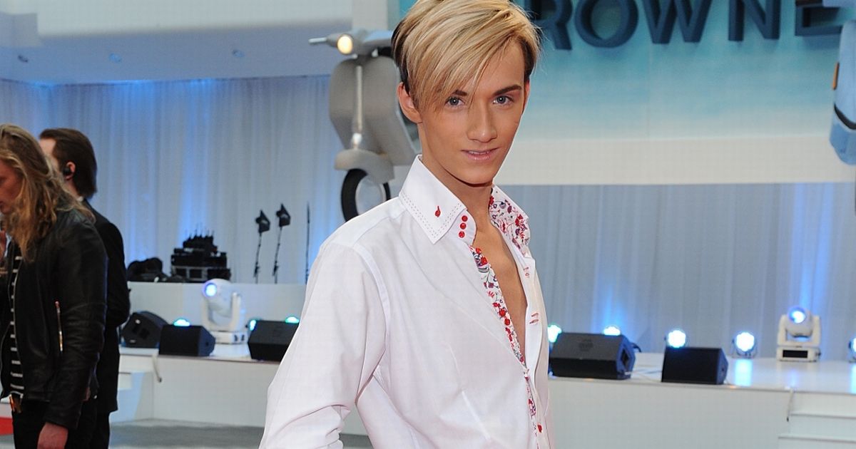 TOWIE’s Harry Derbidge looks completely different with stunning makeover