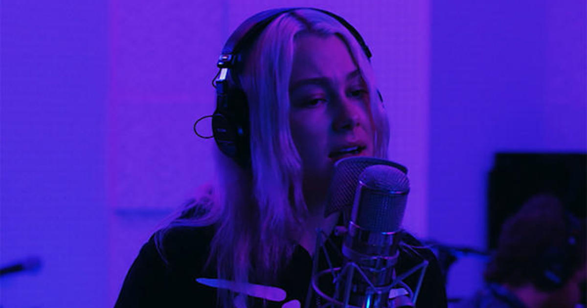 Saturday Sessions: Phoebe Bridgers performs “Kyoto”