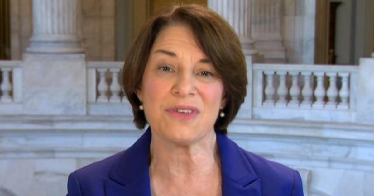 Klobuchar: GOP need not “go lockstep” with Trump on SCOTUS pick