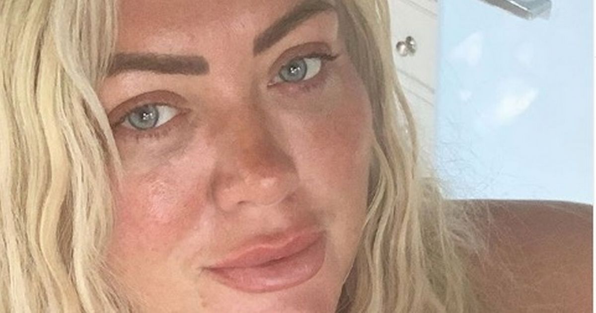 Gemma Collins embraces natural beauty as she ditches make-up in gorgeous snap