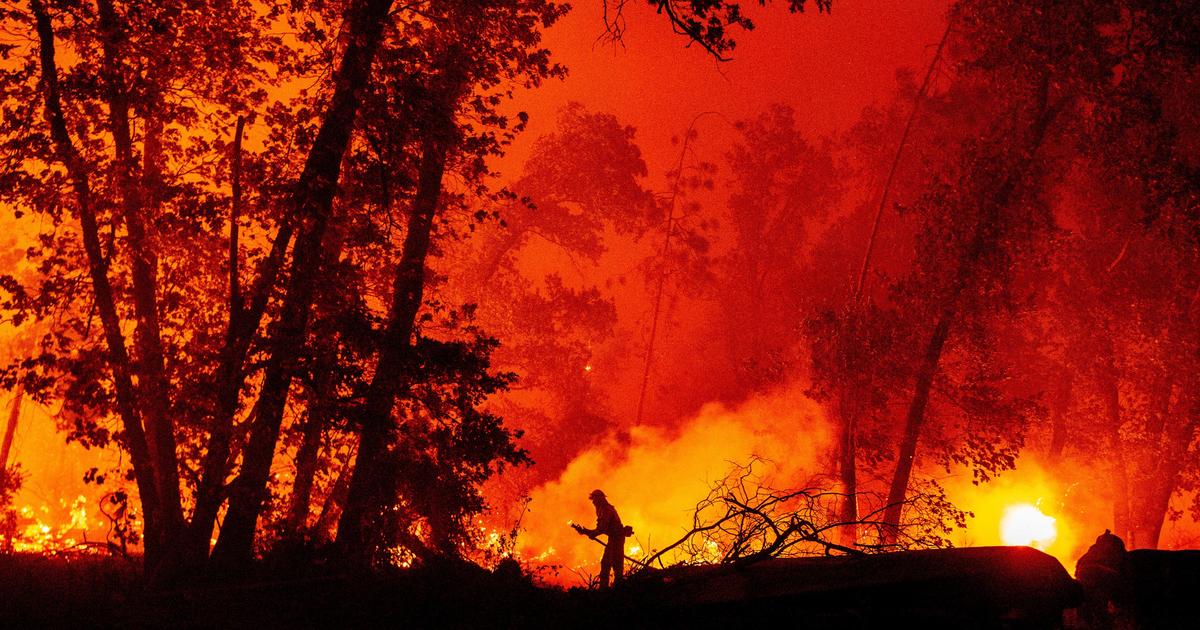 Wildfires spread in California as oppressive heat wave continues