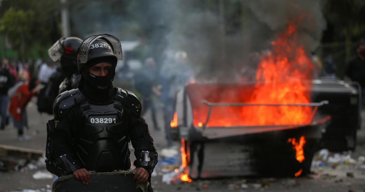 Protests erupt in Colombia after death of man tasered by police