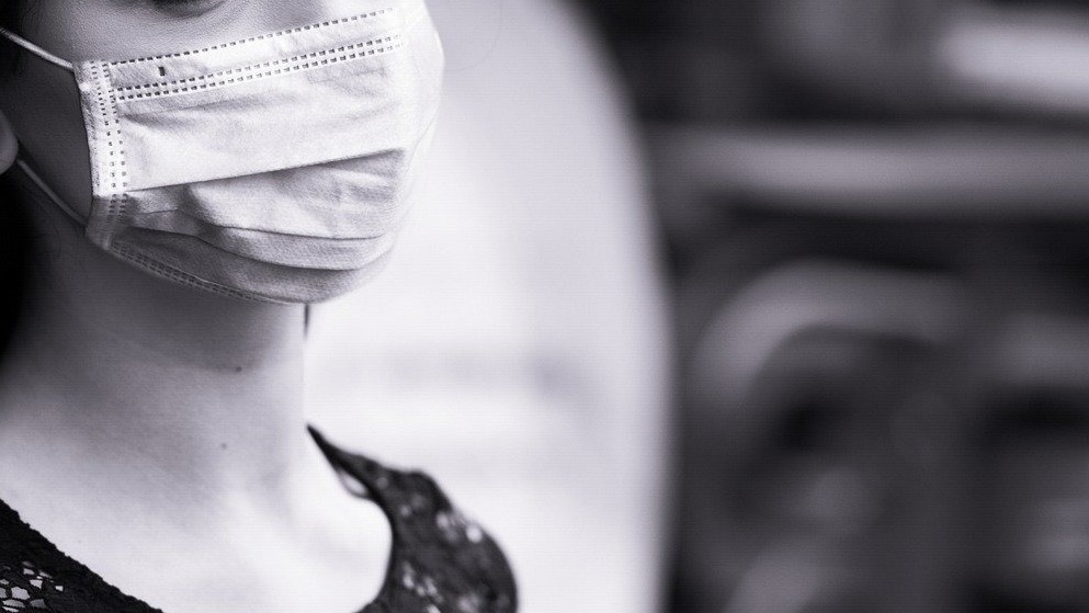 Face Masks Could Be More Efficient Than Vaccine, US Health Expert Says — Does He Have a Point?