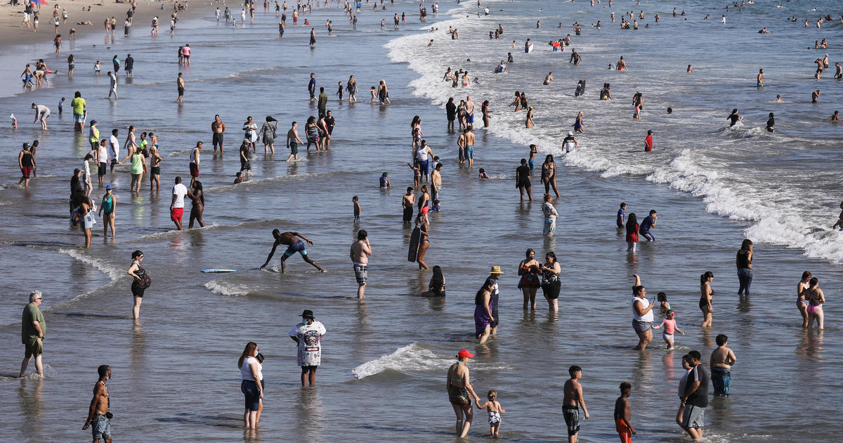 Scorching heat hits California, leaving some areas without power