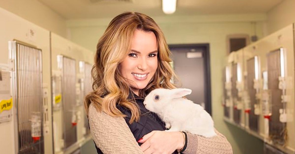 Amanda Holden splashes £6k converting pet rabbits’ hutch into luxurious palace