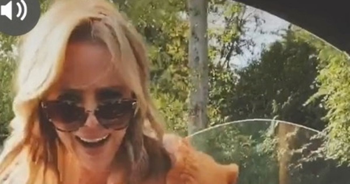 Amanda Holden raises fans’ temperatures as she ‘wriggles’ boobs in flirty video