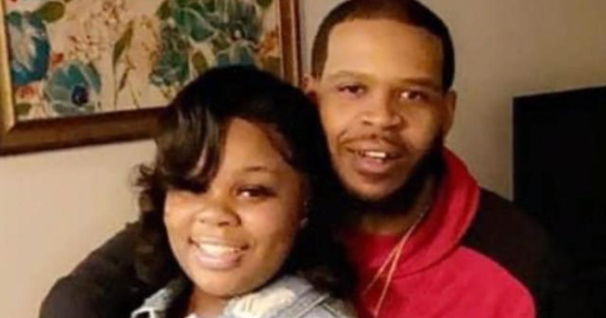 New details in Breonna Taylor case: Ballistics report, bodycam video raise questions in shooting