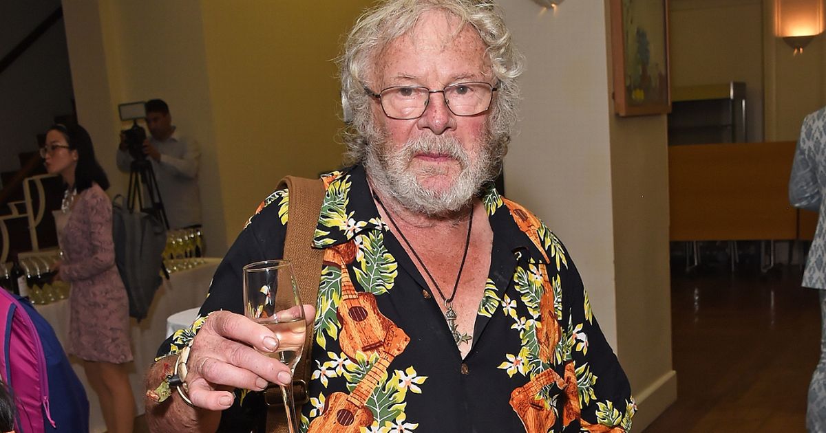 Bill Oddie says he was close to death on return to Twitter after being very ill