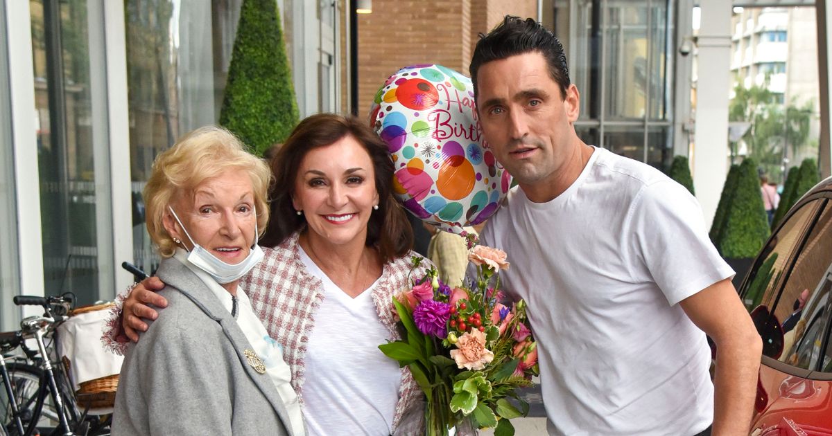 Strictly’s Shirley Ballas ditches crutches as she celebrates 60th birthday