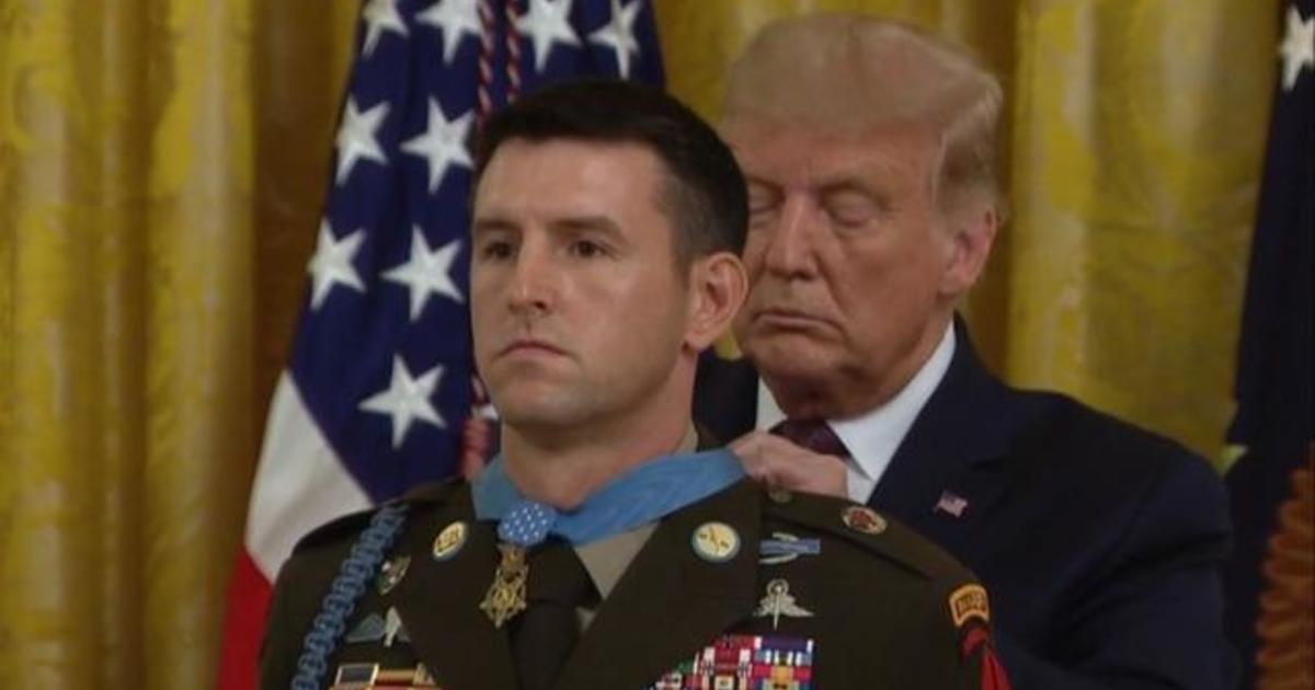 Soldier receives Medal of Honor for rescue mission in Iraq