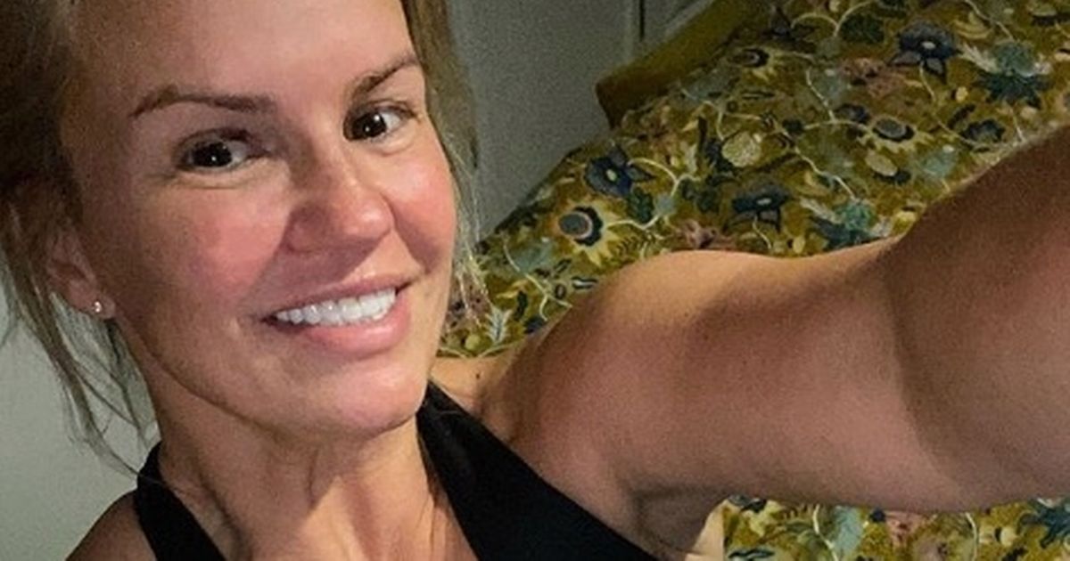 Kerry Katona says her ‘abs’ are down to clever camera angles