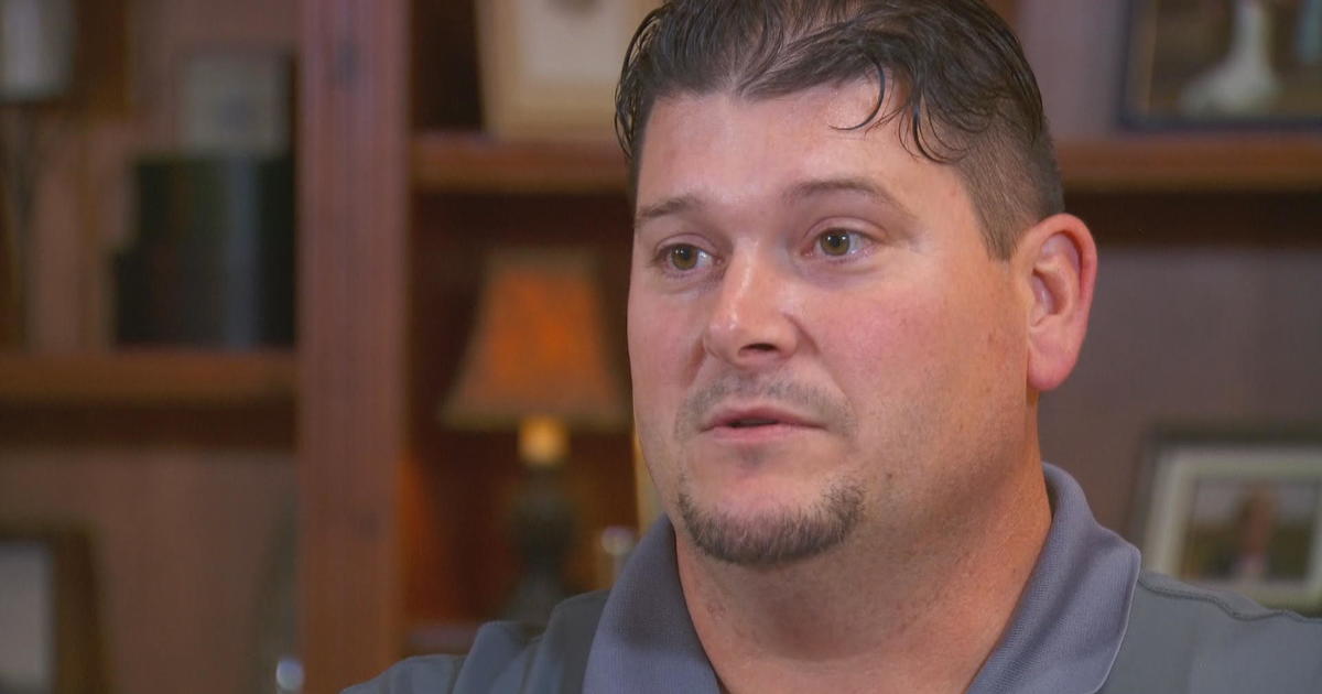 School bus driver hailed a hero for rescuing 22 students from raging fire