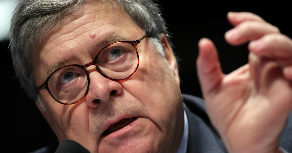 Barr assails DOJ prosecutors, says some are “headhunters”