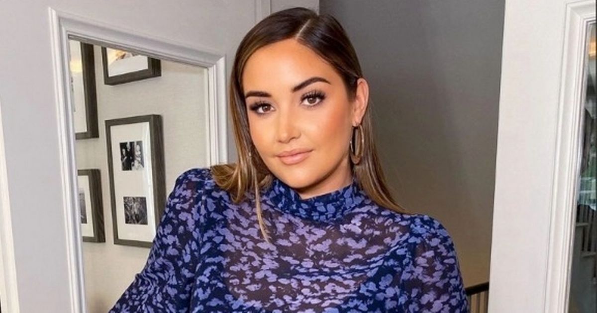 Jacqueline Jossa ditching make-up as she realises she prefers her natural face