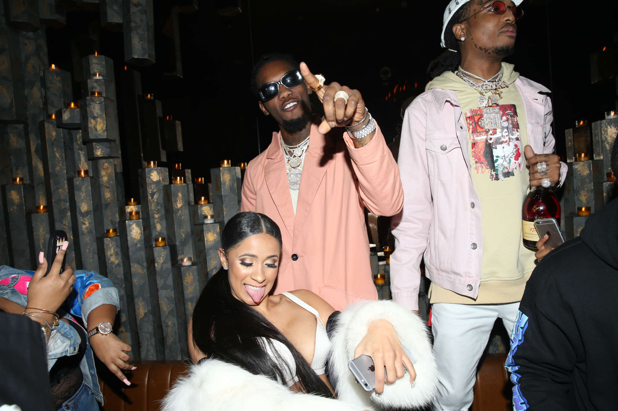 Cardi B Drags Her Fans For Trolling Offset — Tells Them They Don’t Pay Her Bills And Mentions Ariana Grande