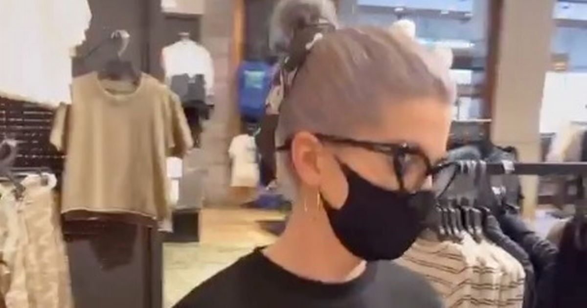 Kelly Osbourne shops in kids’ section as she struggles to find clothes that fit