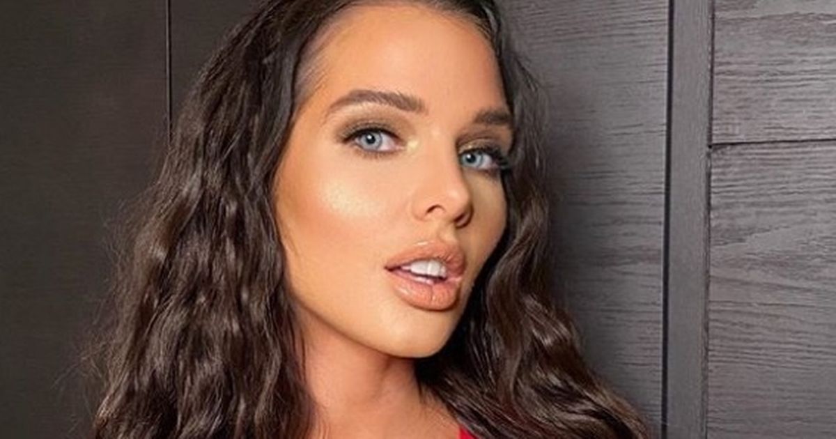 Pregnant Helen Flanagan opens about chronic illness after leaving hospital