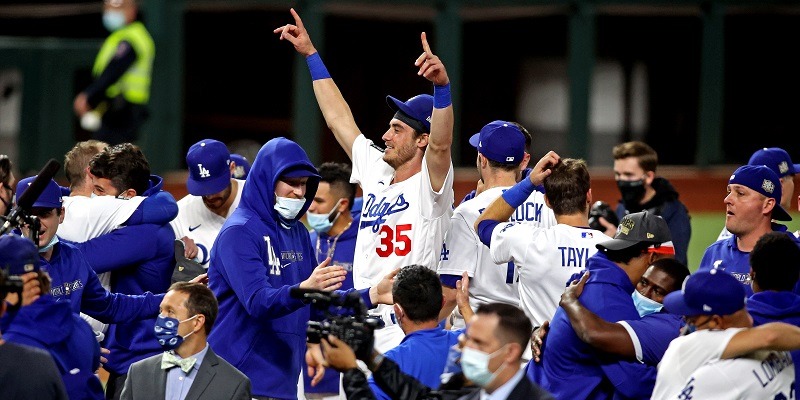 Dodgers early betting favorites to repeat as World Series champs