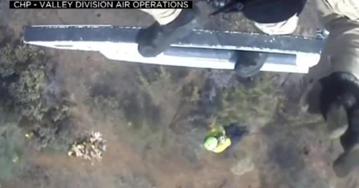 Dramatic video shows rescue of 4 Calif. crew fighting wildfire