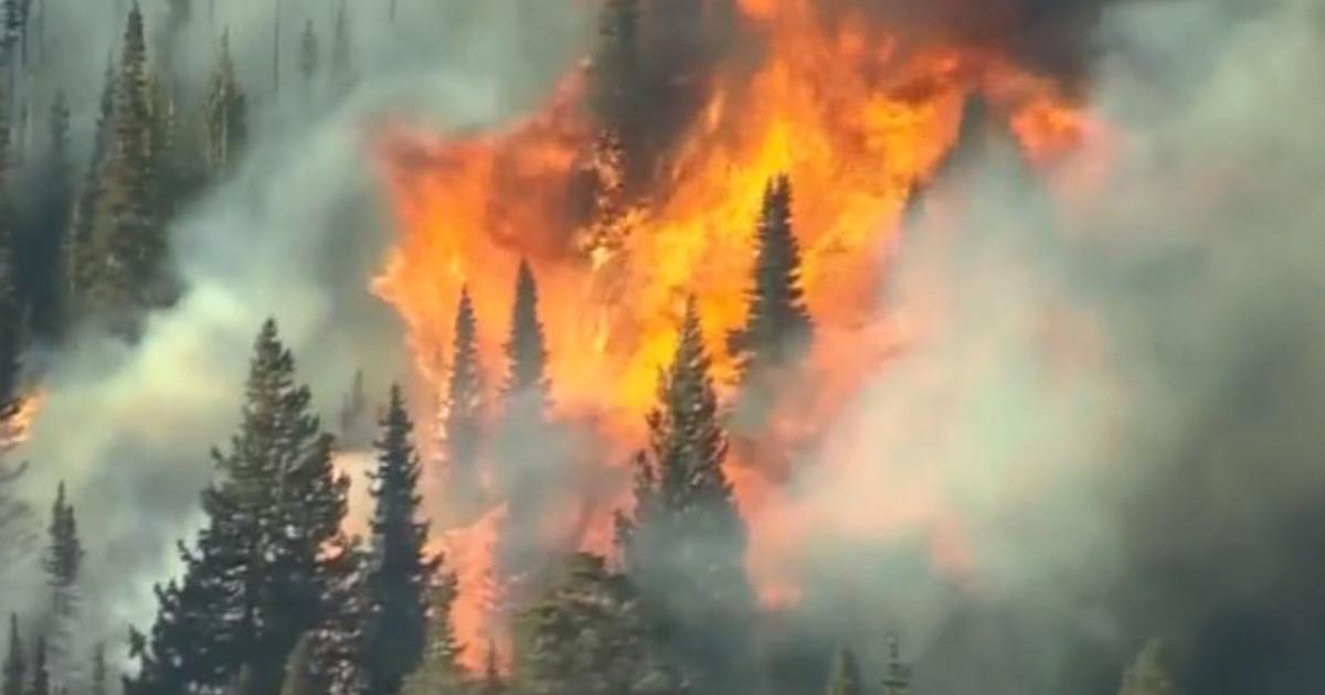 Two largest wildfires in Colorado history could merge