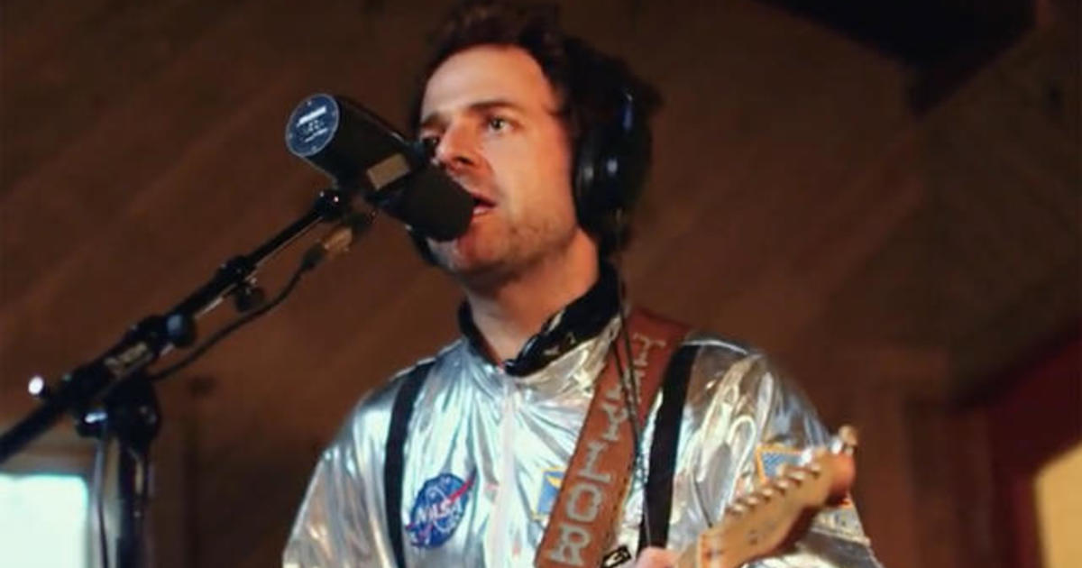 Saturday Sessions: Dawes performs “Still Feel Like A Kid”