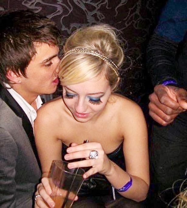 Tom Parker pictured chatting Kelsey up the very first night they met