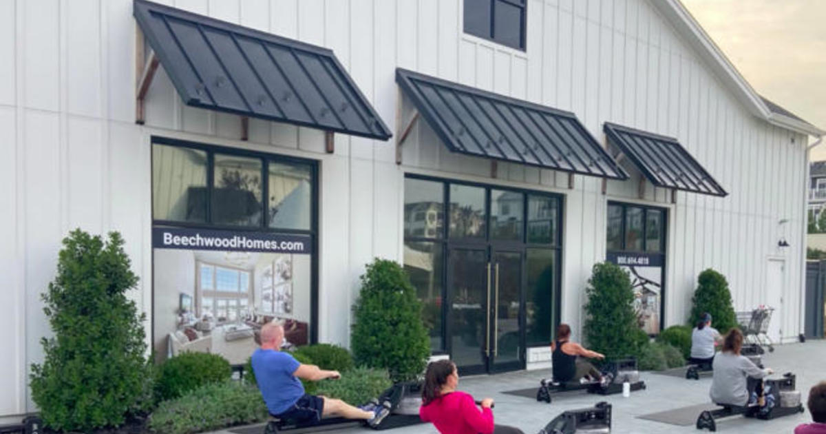 Gyms and fitness studios embrace the outdoors during COVID-19