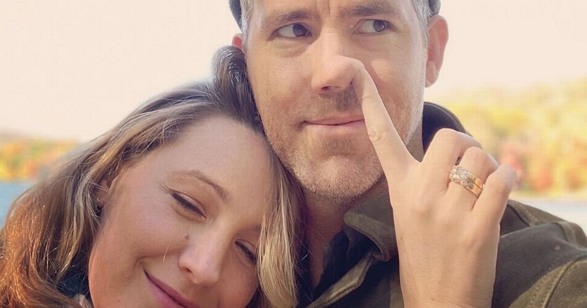 Blake Lively roasts husband Ryan Reynolds for bizarre choice of ‘birthday cake’