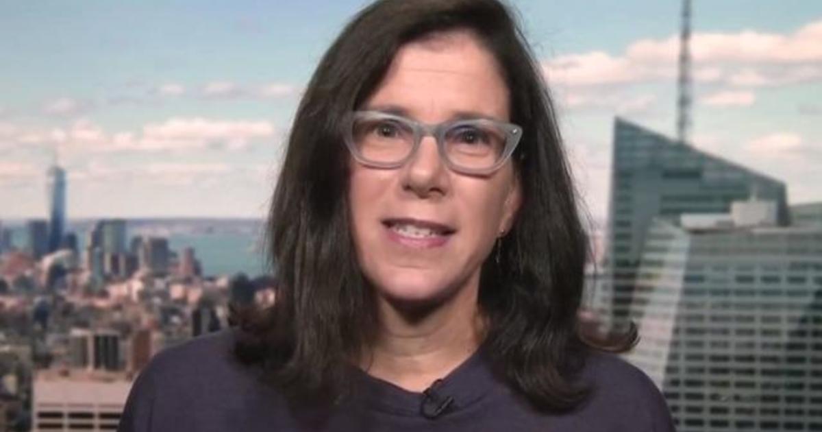 Alexandra Pelosi discusses her new documentary, “American Selfie: One Nation Shoots Itself”