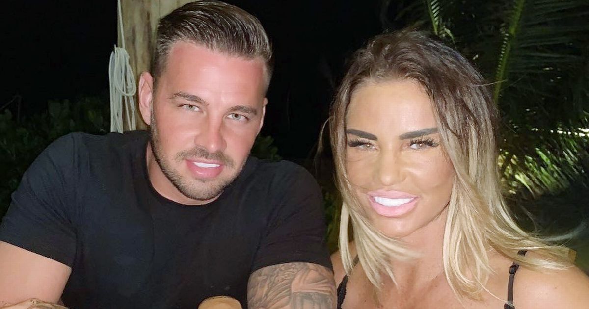 Katie Price ‘spotted taking first steps’ in Maldives after breaking her feet