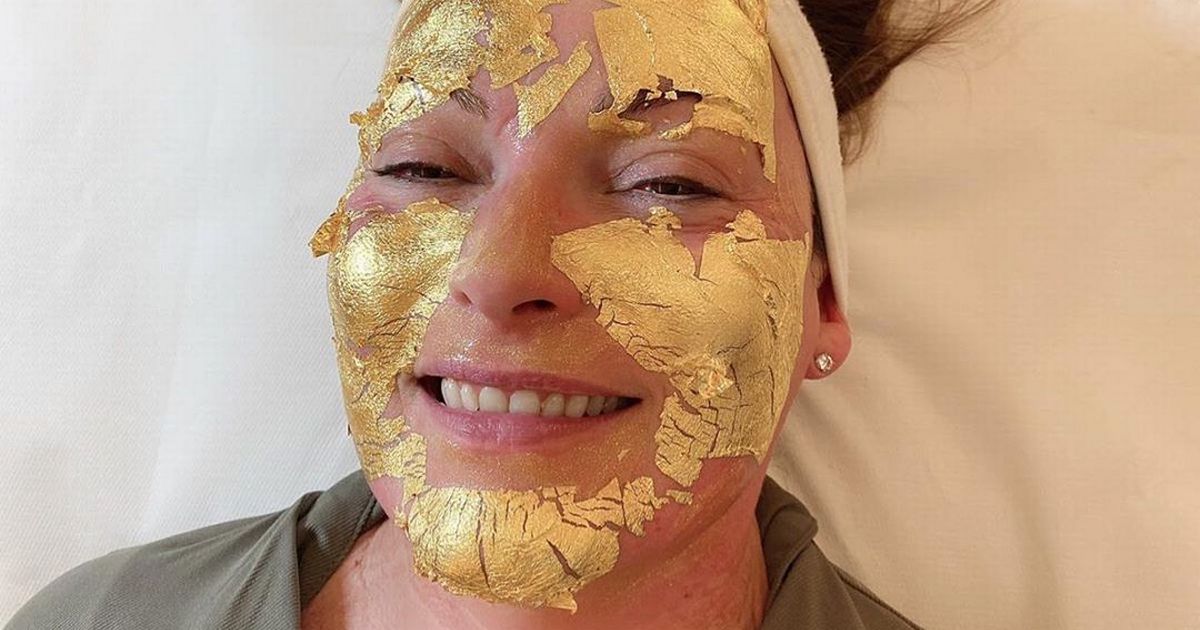 Lorraine Kelly treats herself to luxury facial made of pure gold