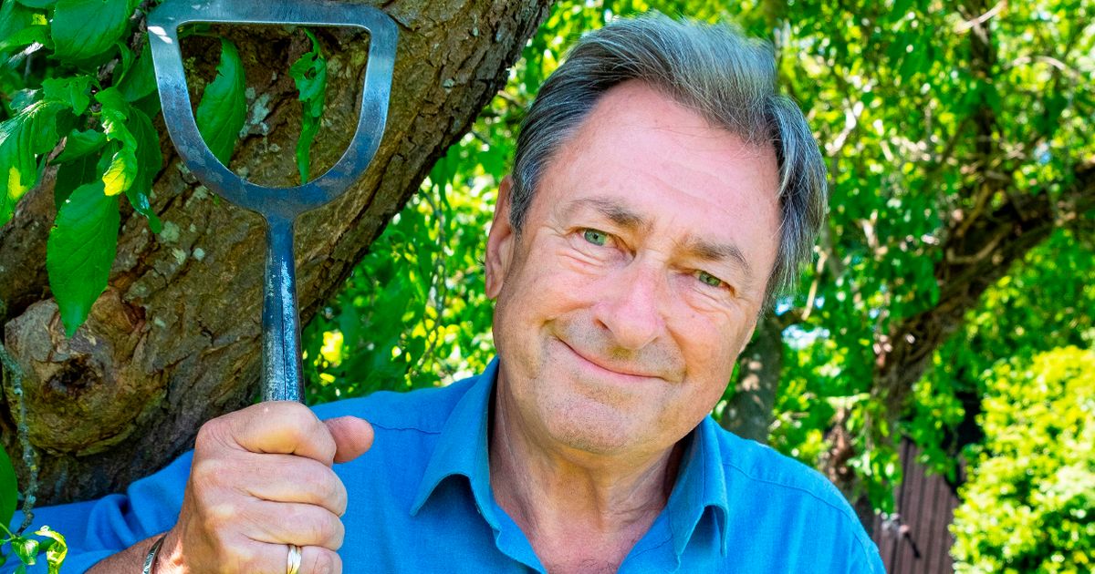 Alan Titchmarsh left in utter agony after breaking his ankle while gardening