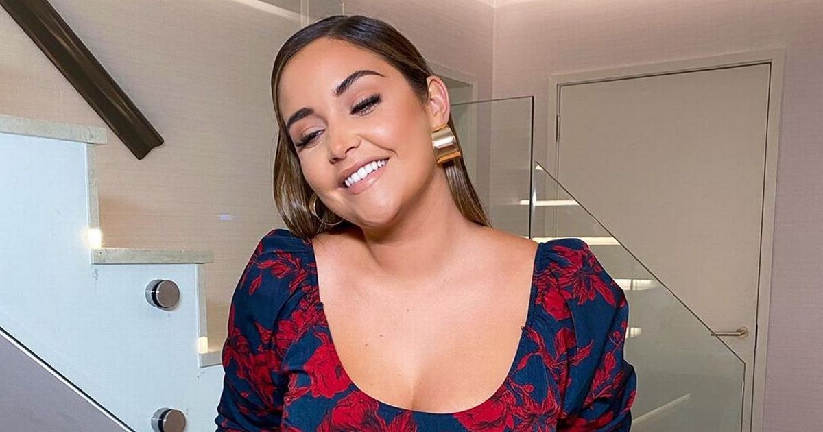 Jacqueline Jossa’s incredible 100-balloon birthday bash as she turns 28 in style