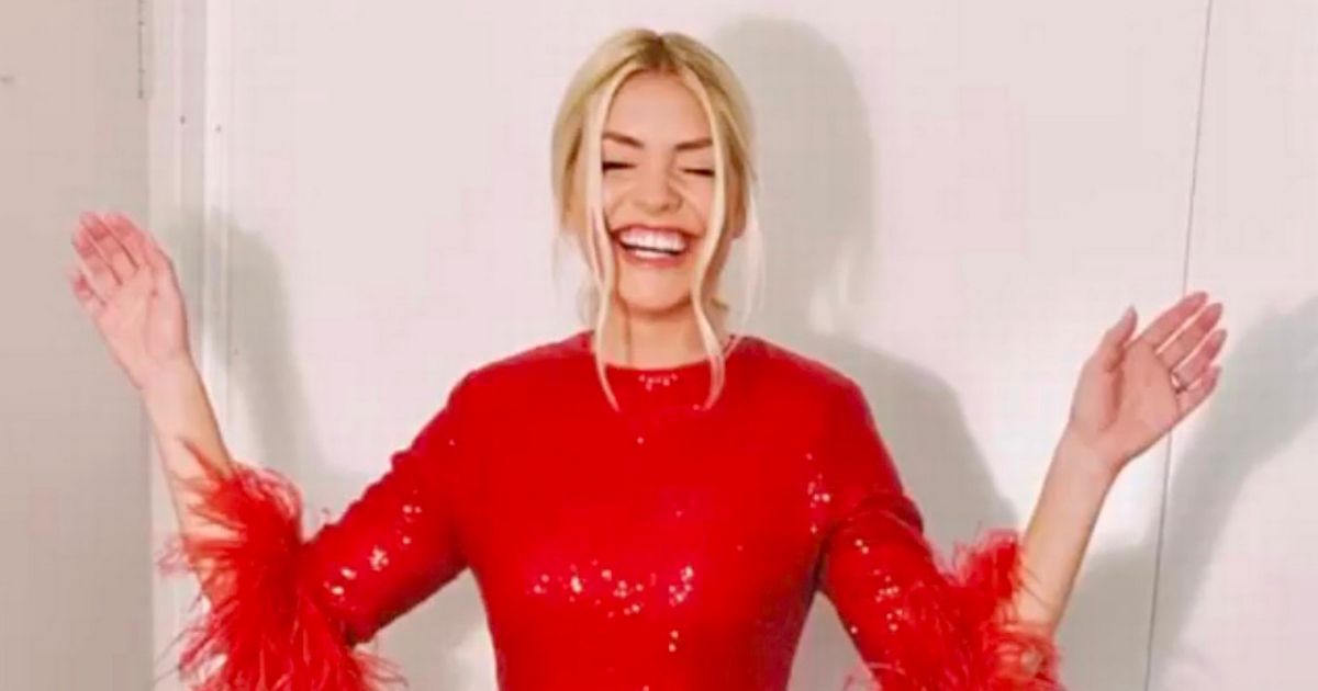 Holly Willoughby debuts her incredible Christmas party dress two months early