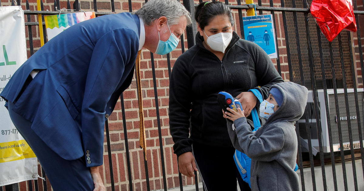 N.Y. governor orders schools in 9 coronavirus hot spots to close