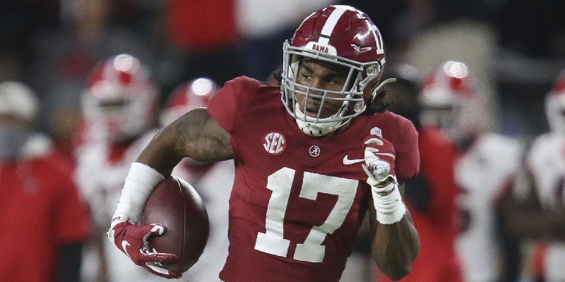 Alabama WR Jaylen Waddle suffers season-ending leg injury