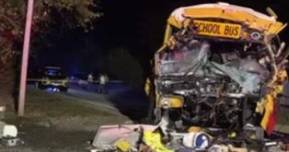 School bus crash in Tennessee kills girl and driver