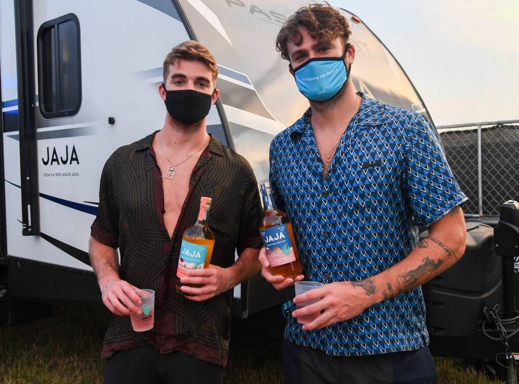 Andrew Cuomo ‘Appalled’ By The Chainsmokers’ ‘Illegal And Reckless’ Concert Amid The Pandemic!