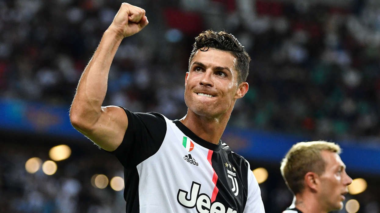 Soccer Star Cristiano Ronaldo Contracts Coronavirus But He’s Doing ‘Well’