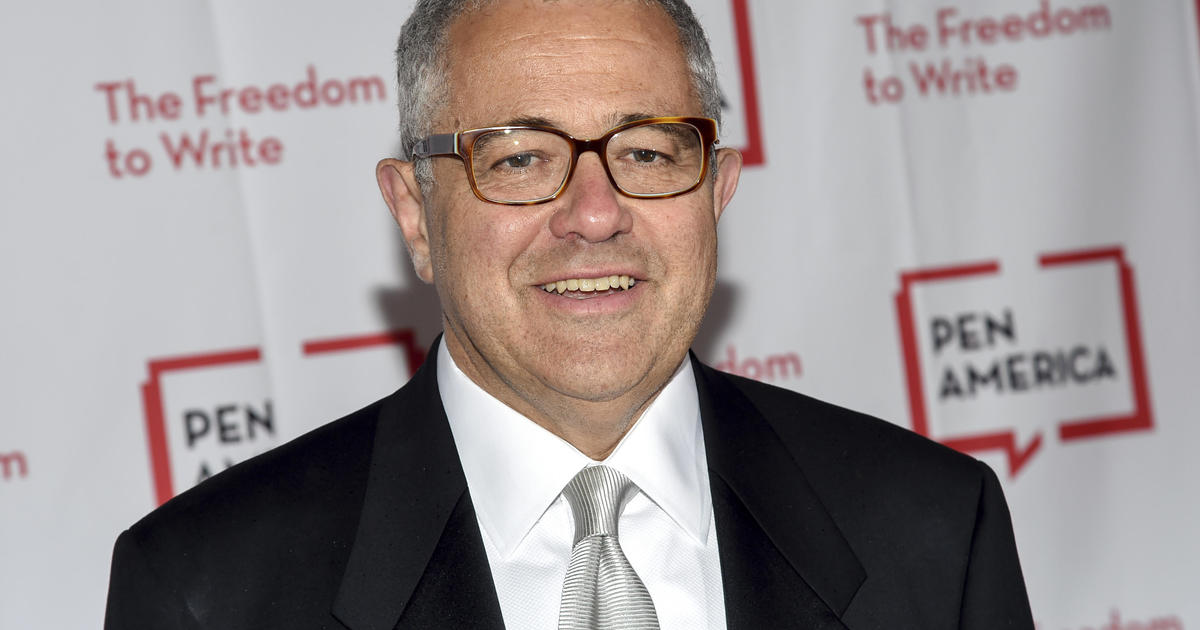 Jeffrey Toobin suspended by The New Yorker, on leave from CNN