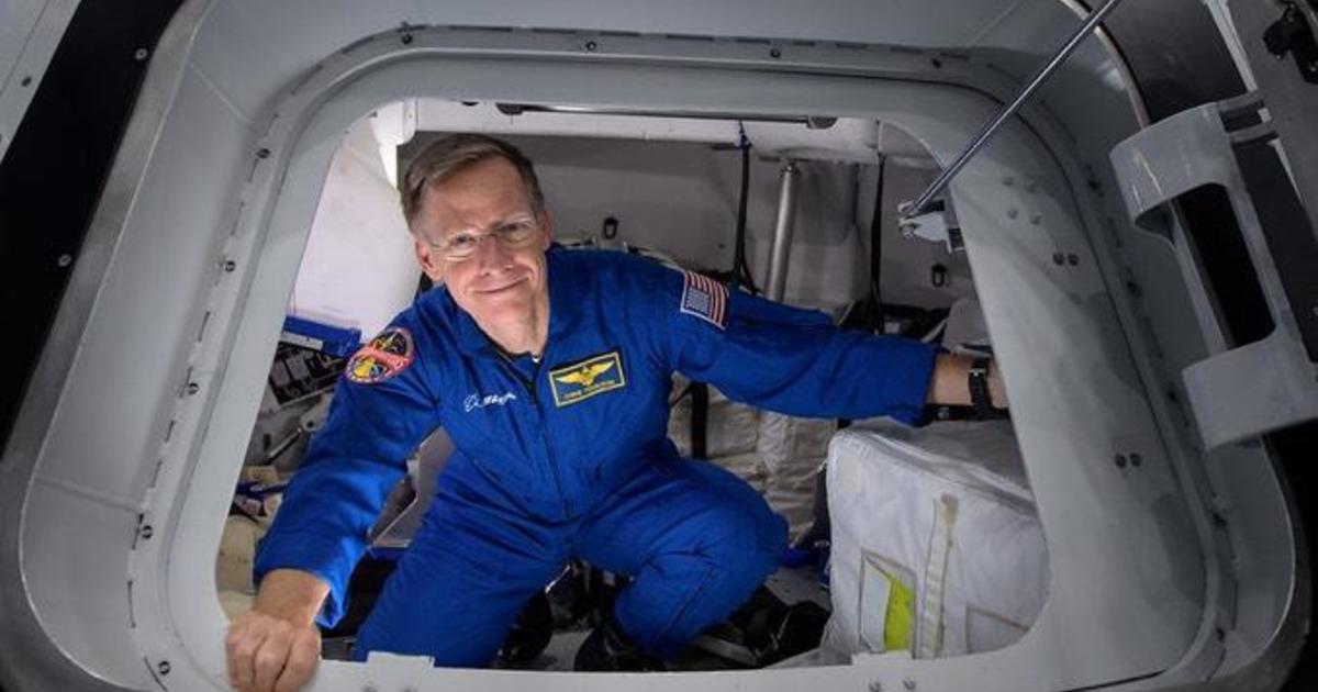 Boeing astronaut steps down from Starliner test flight