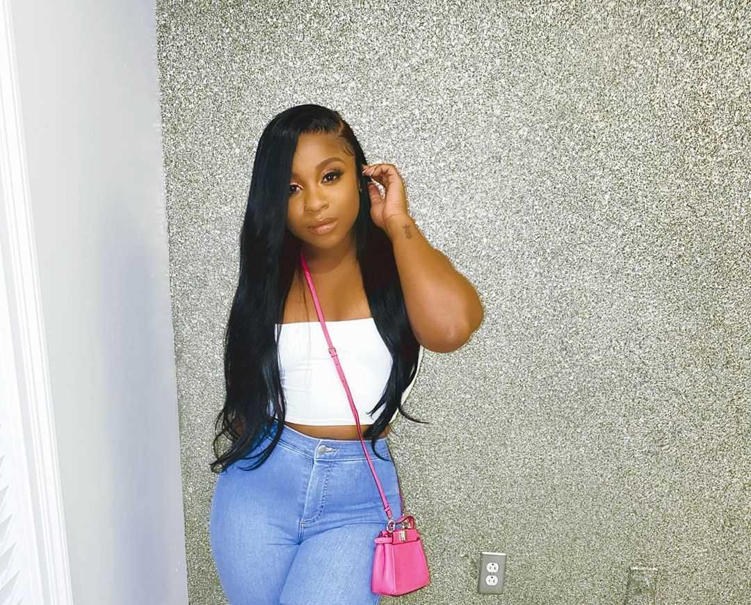 Reginae Carter Shows Off Her Insane Workout Routine – See The Clips