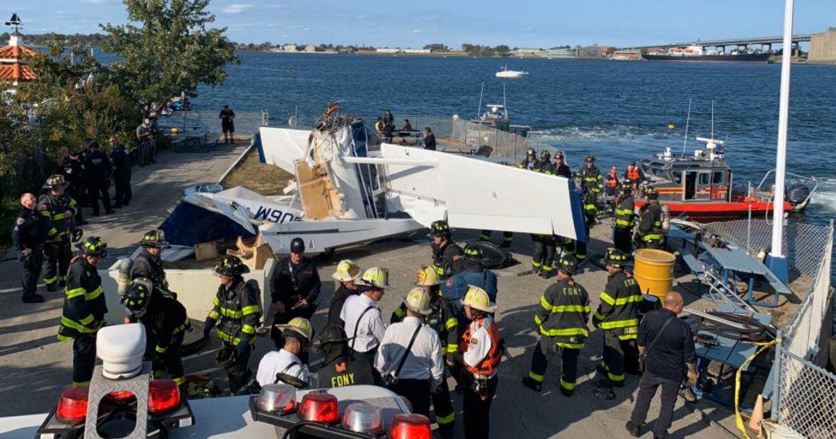 1 dead, others injured when small plane crashes in New York City