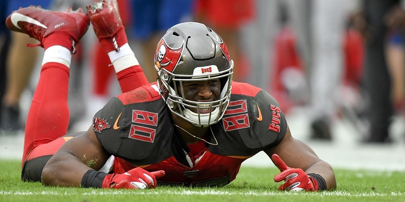 NFL injury notebook: Bucs fear TE Howard done for season